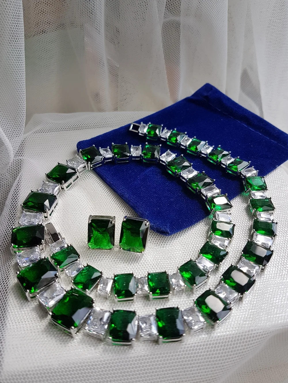Swarovski Elements Emerald Green Square Solitaire Gemstone Studs Earrings NEW